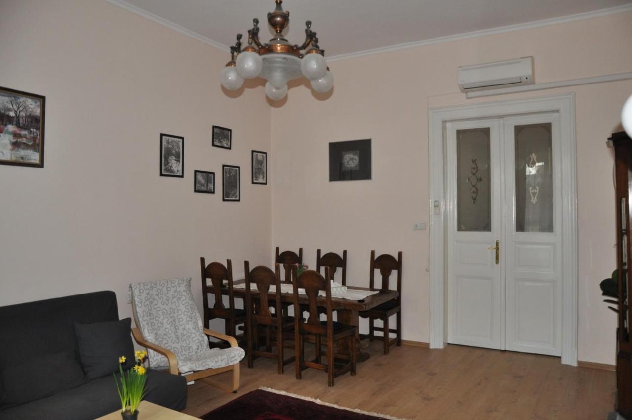 Matyas House In The City Center Budapeste Exterior foto