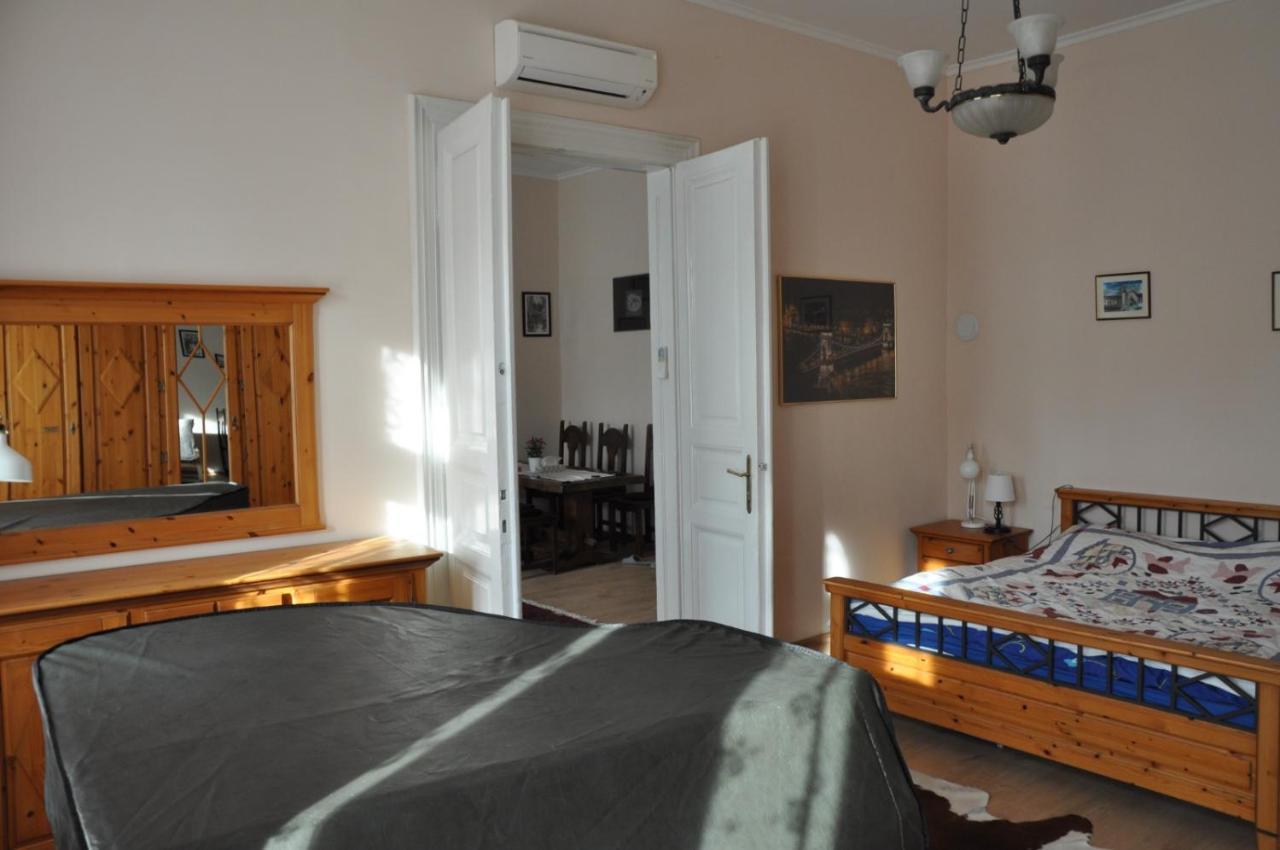 Matyas House In The City Center Budapeste Exterior foto